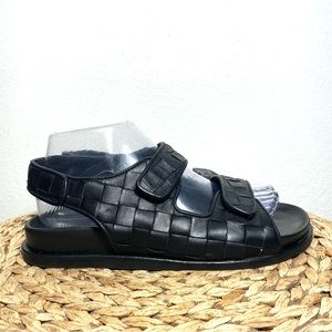Aquatalia black sandals quilt double strap Velcro